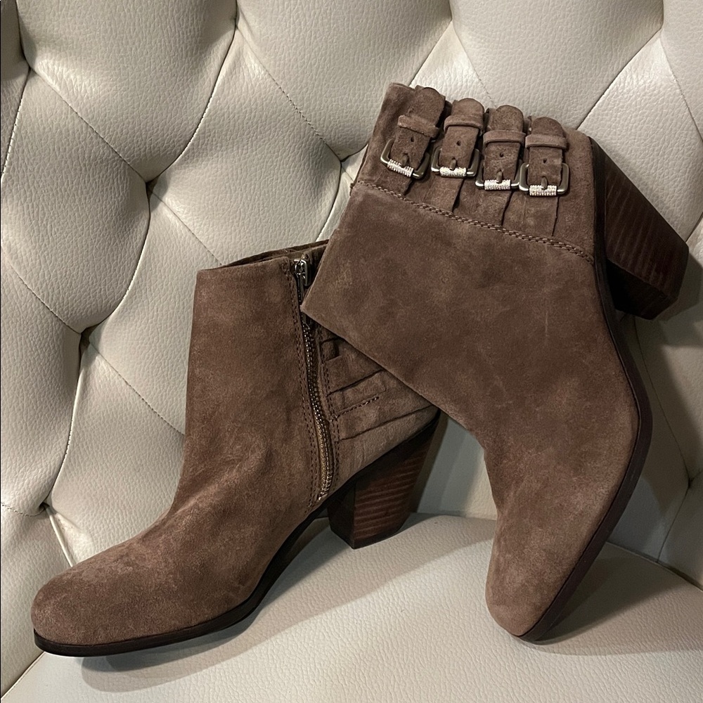 Sam Edelman Taupe Brown Suede Ankle Booties Zip Buckle design 8